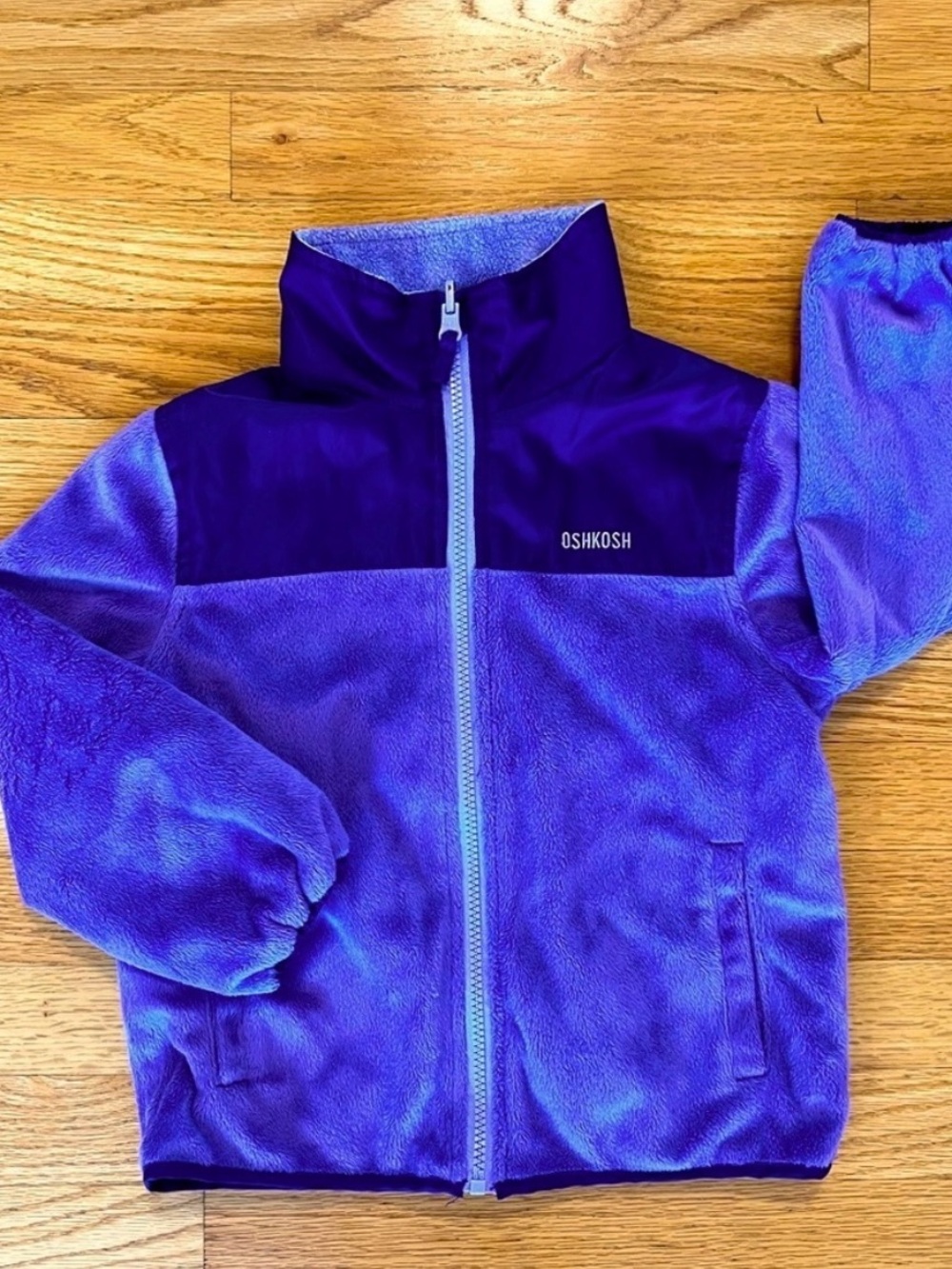 OshKosh B’gosh girls size 5 ✨Fully Reversible✨ fleece windbreaker jacket